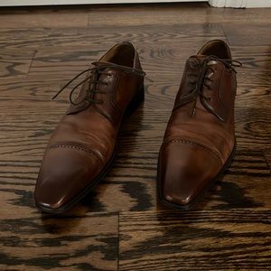 Magnanni Oxford Shoes